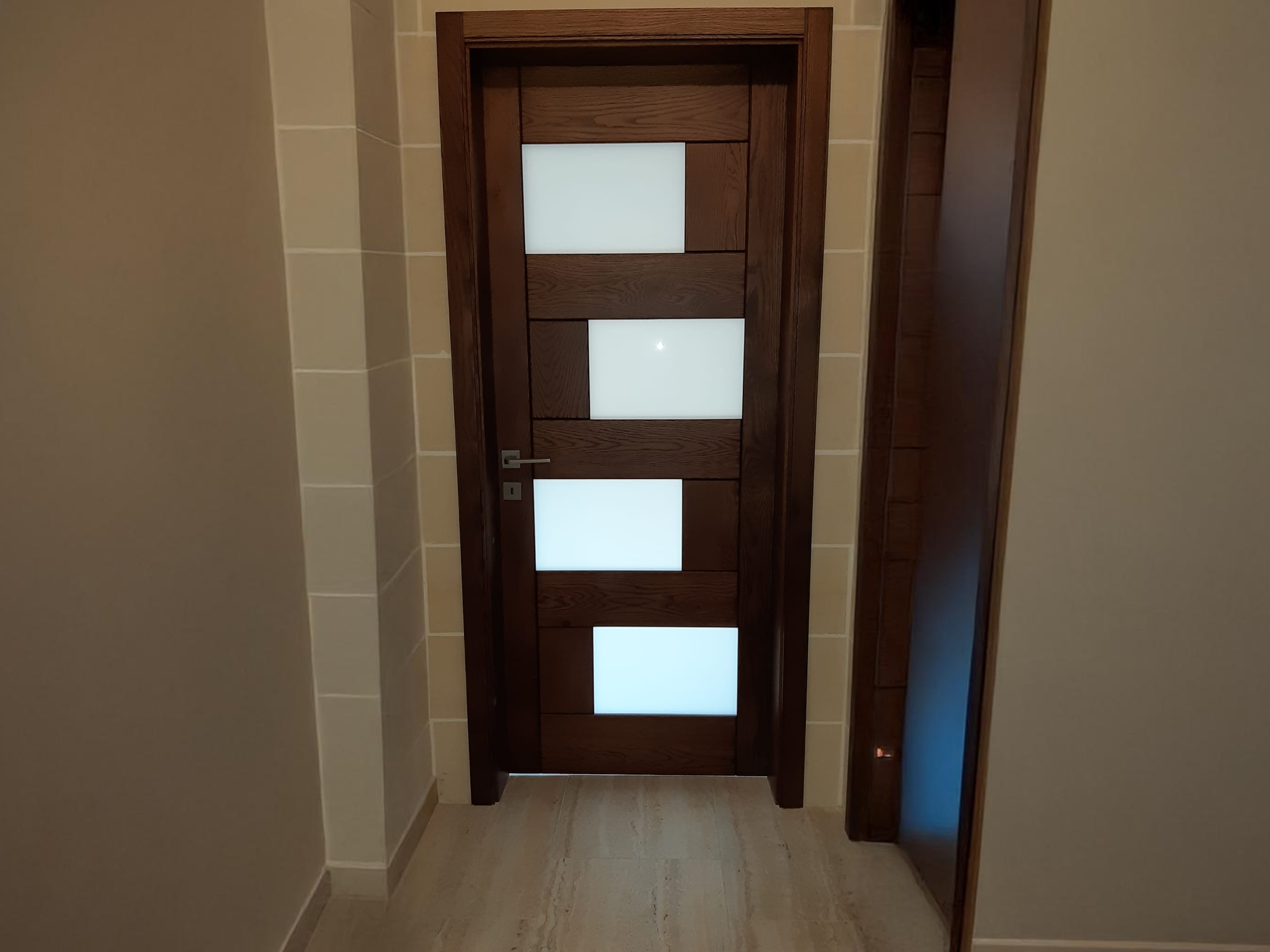 Illustration of a glowing firefly against a dark background.