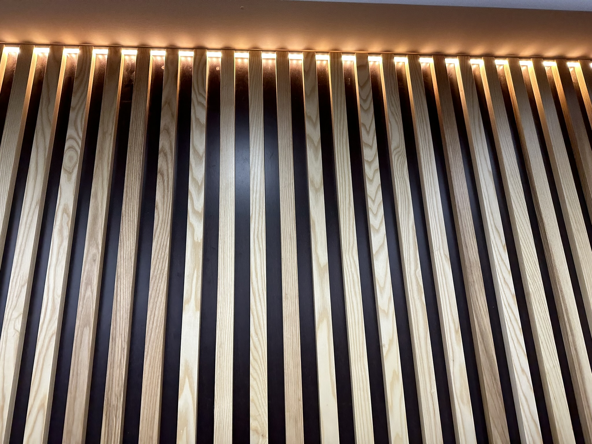 "Custom wall panel design featuring intricate patterns in Malta"